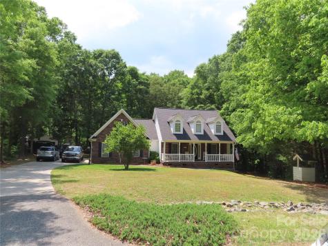 300 Tradewinds Lane York SC 29745