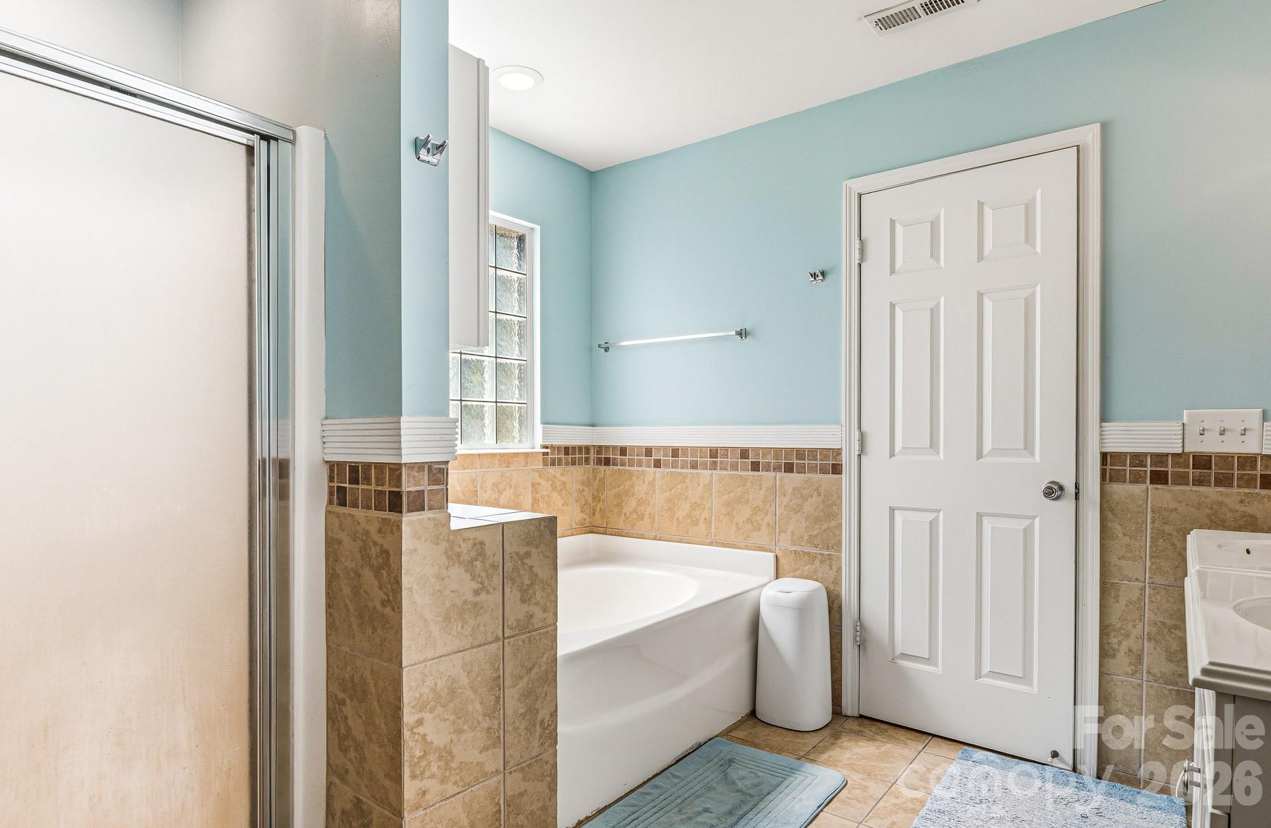 4816 Delprado Circle Charlotte NC 28216