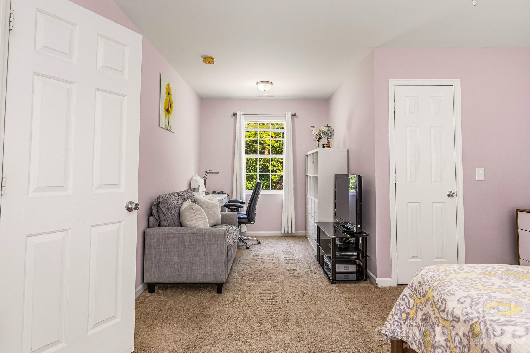 4816 Delprado Circle Charlotte NC 28216