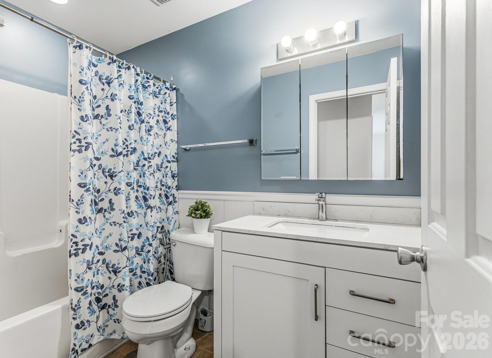4816 Delprado Circle Charlotte NC 28216