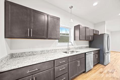 7 Berry Crest Lane Arden NC 28704