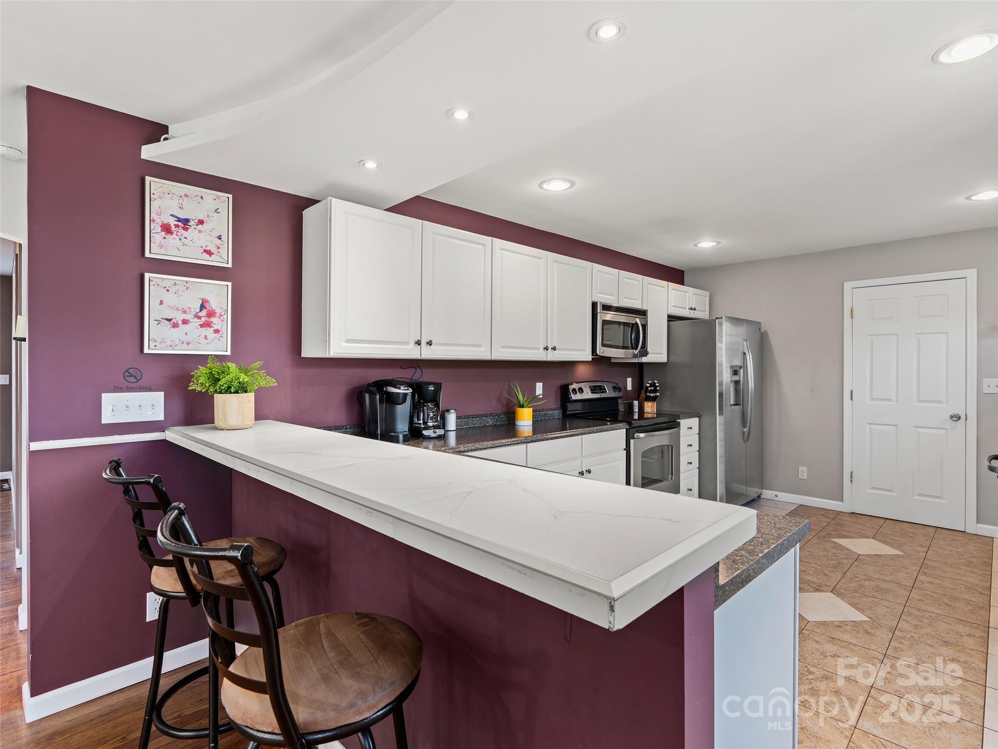 184 Aurora Drive Asheville NC 28805