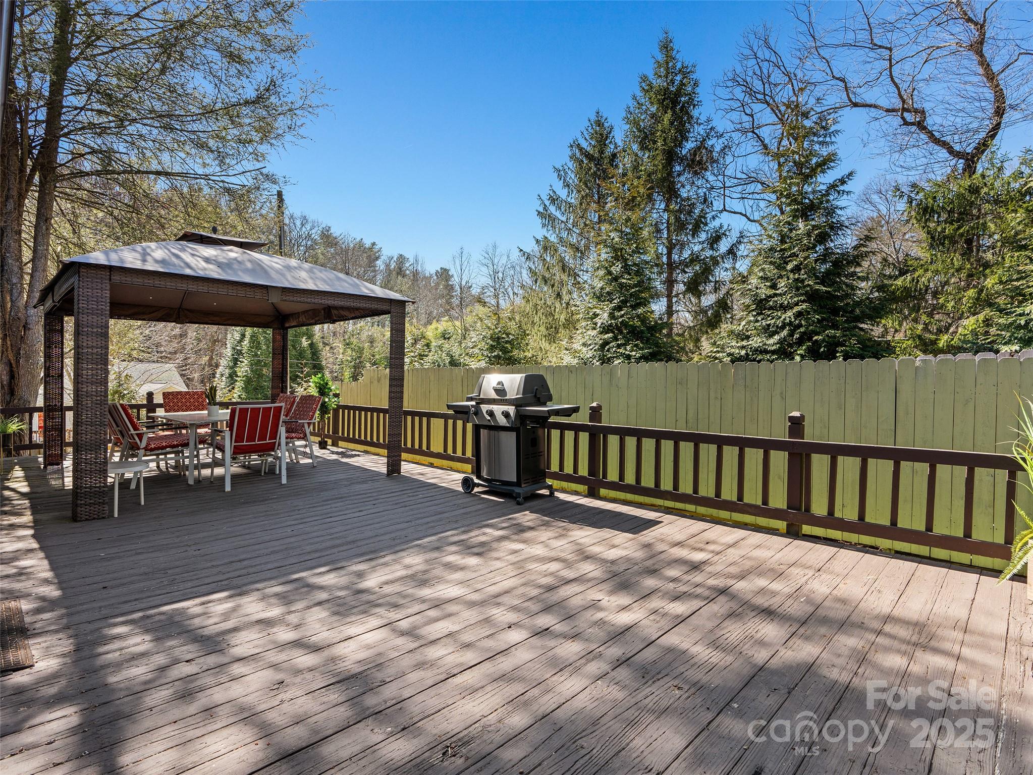 184 Aurora Drive Asheville NC 28805