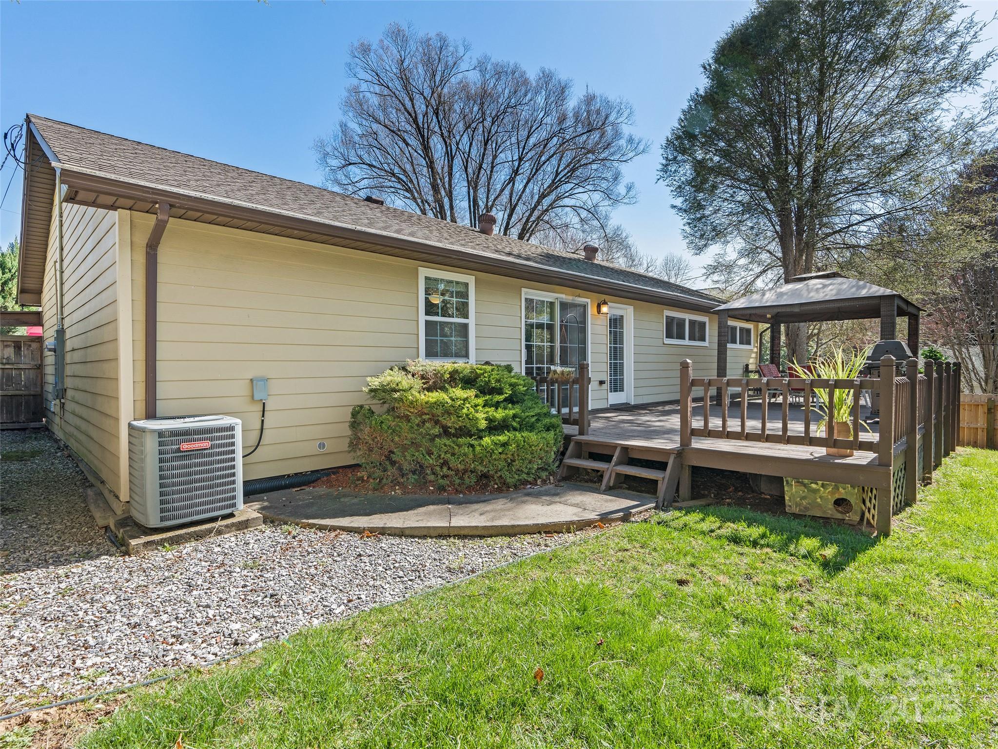 184 Aurora Drive Asheville NC 28805