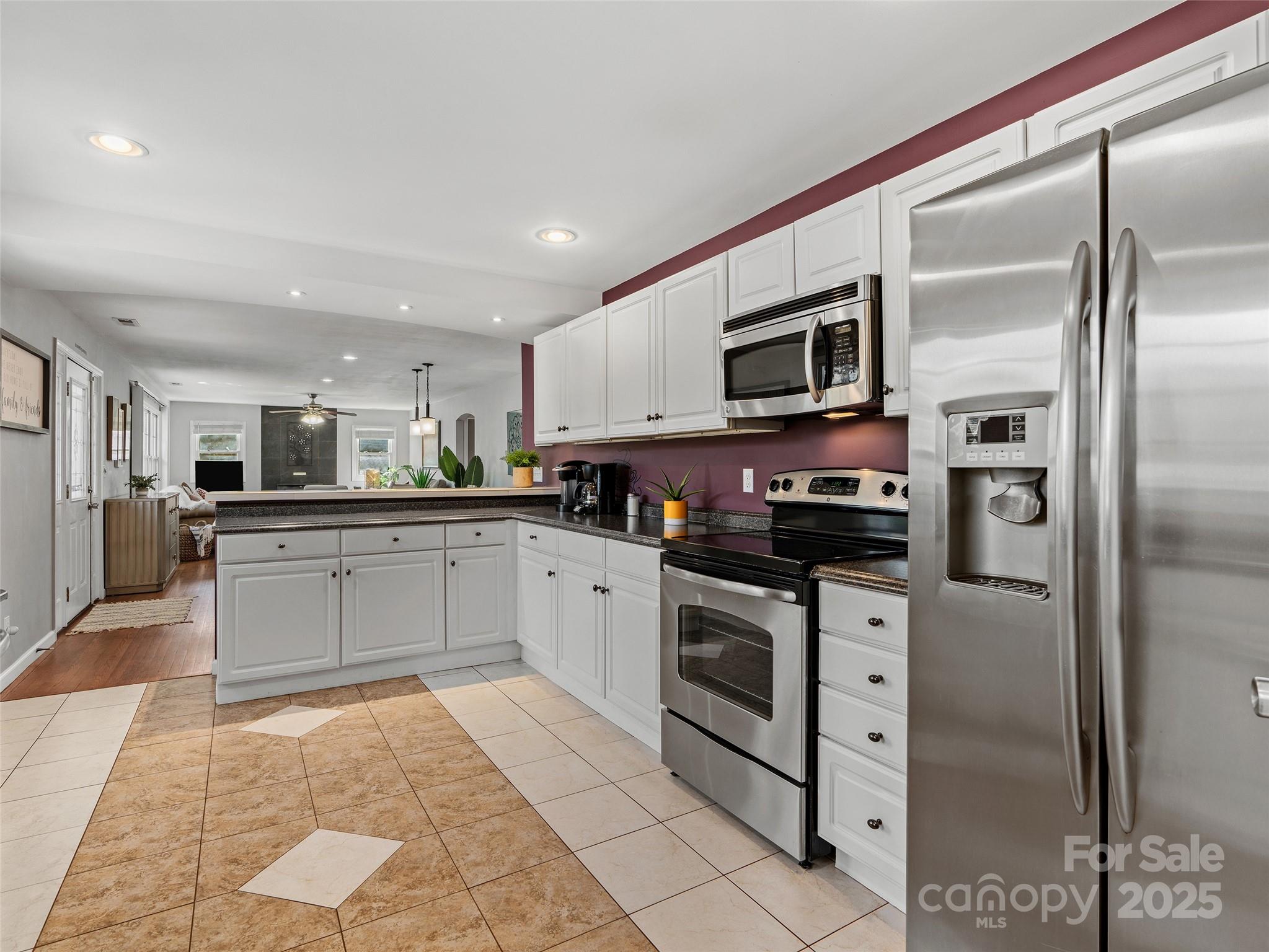 184 Aurora Drive Asheville NC 28805