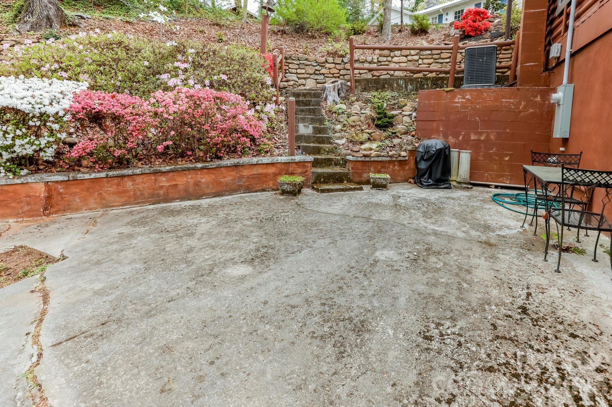 118 Rock Point Road Lake Lure NC 28746