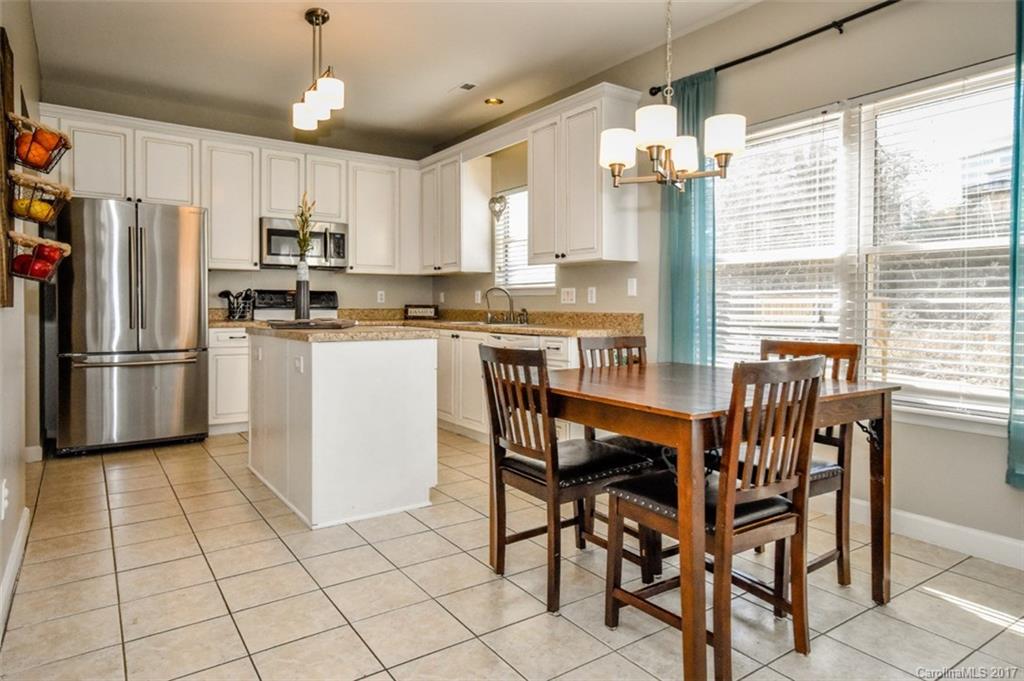 12109 Sandringham Place Charlotte NC 28262