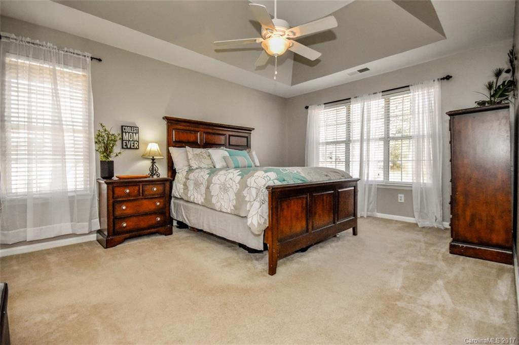 12109 Sandringham Place Charlotte NC 28262
