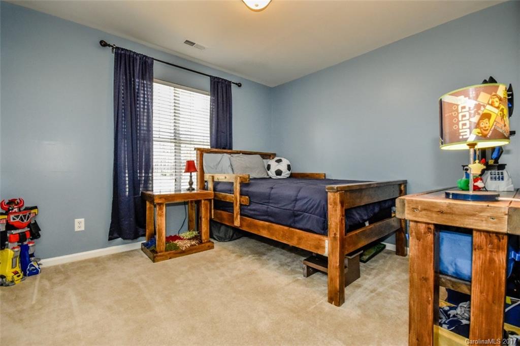 12109 Sandringham Place Charlotte NC 28262