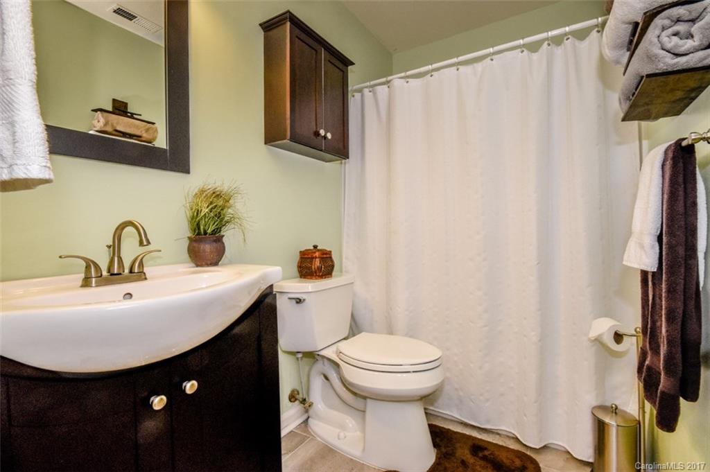 12109 Sandringham Place Charlotte NC 28262