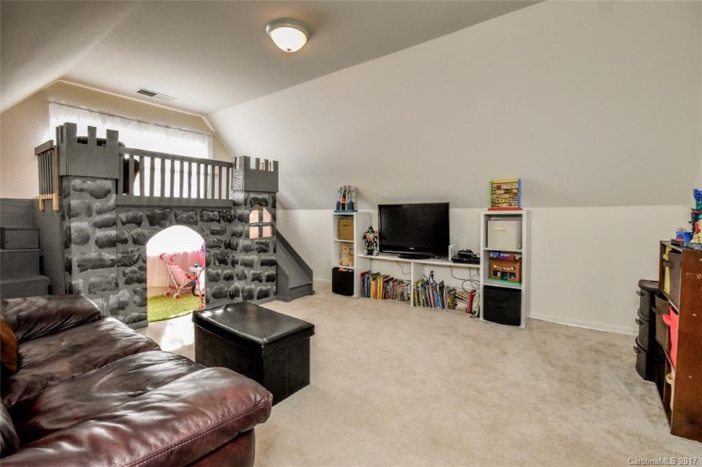 12109 Sandringham Place Charlotte NC 28262