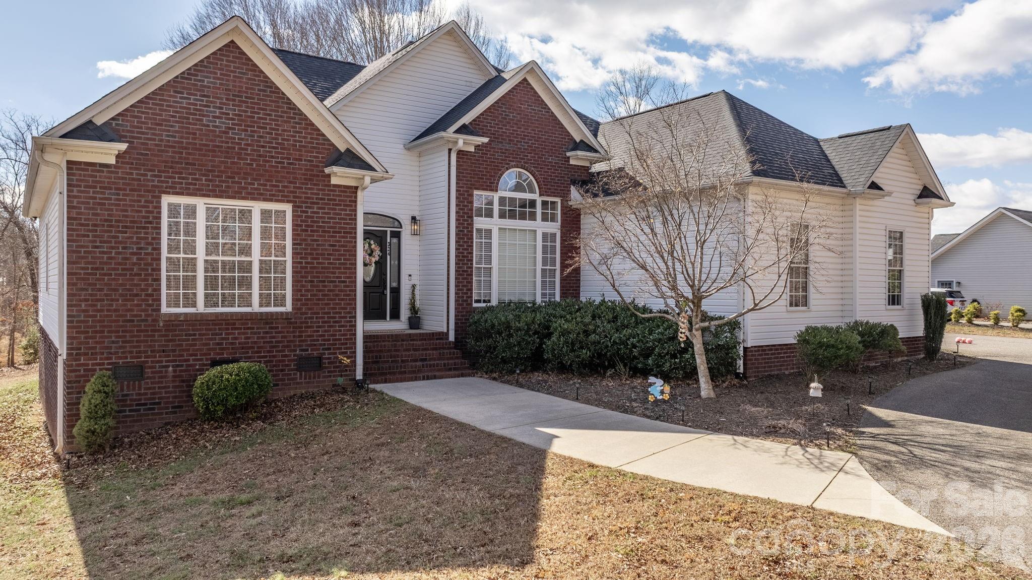 324 Old Hardin Road Dallas NC 28034
