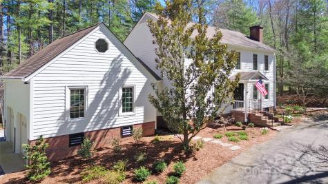 4 Stuyvesant Crescent Asheville NC 28803