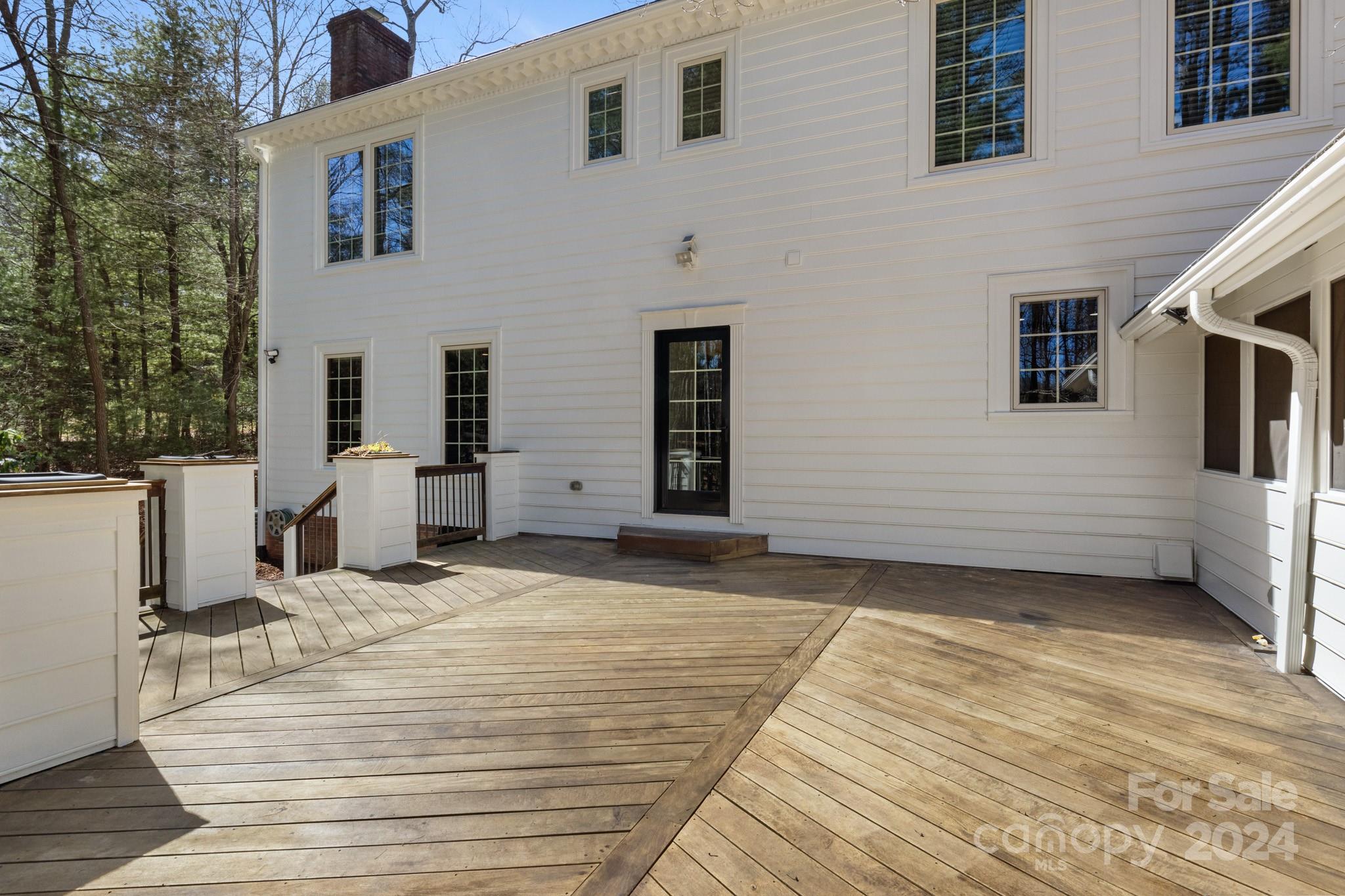 4 Stuyvesant Crescent Asheville NC 28803
