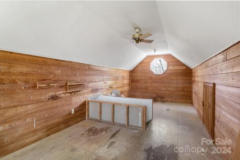 4 Stuyvesant Crescent Asheville NC 28803