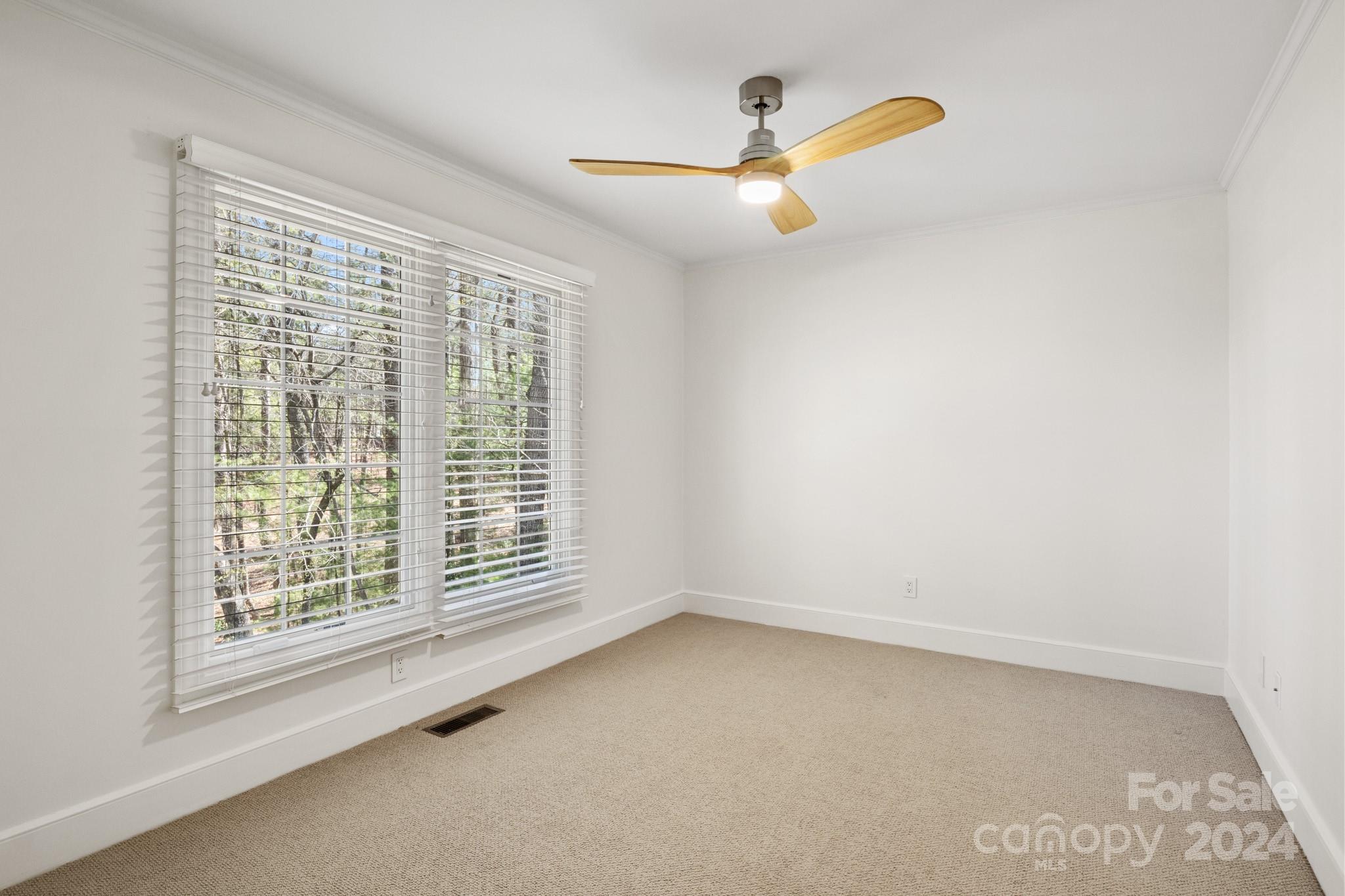 4 Stuyvesant Crescent Asheville NC 28803