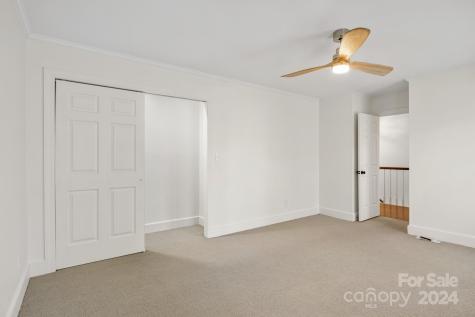 4 Stuyvesant Crescent Asheville NC 28803