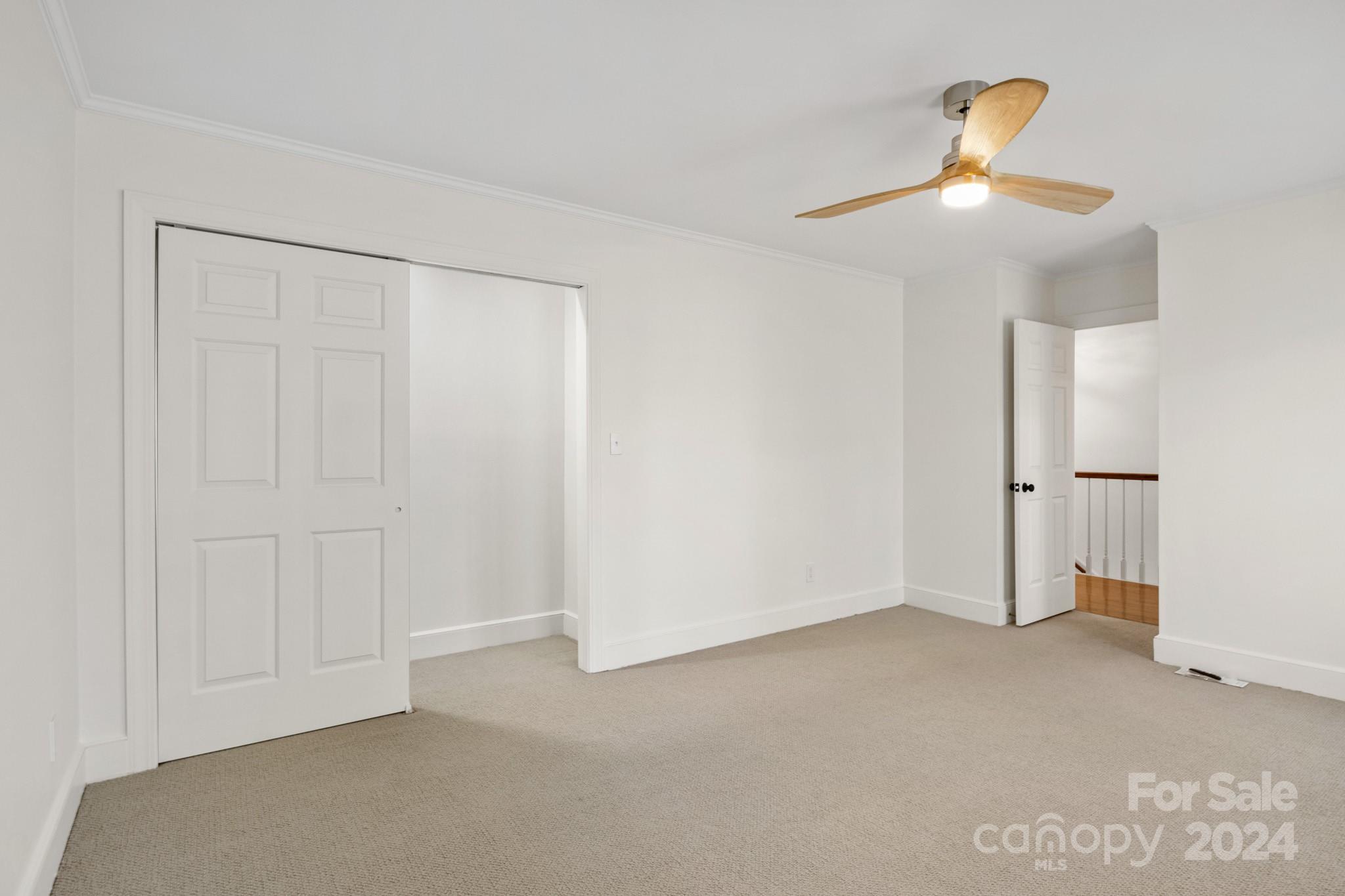 4 Stuyvesant Crescent Asheville NC 28803