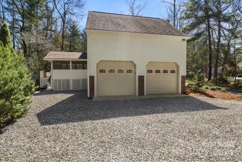 4 Stuyvesant Crescent Asheville NC 28803