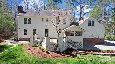 4 Stuyvesant Crescent Asheville NC 28803