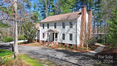 4 Stuyvesant Crescent Asheville NC 28803