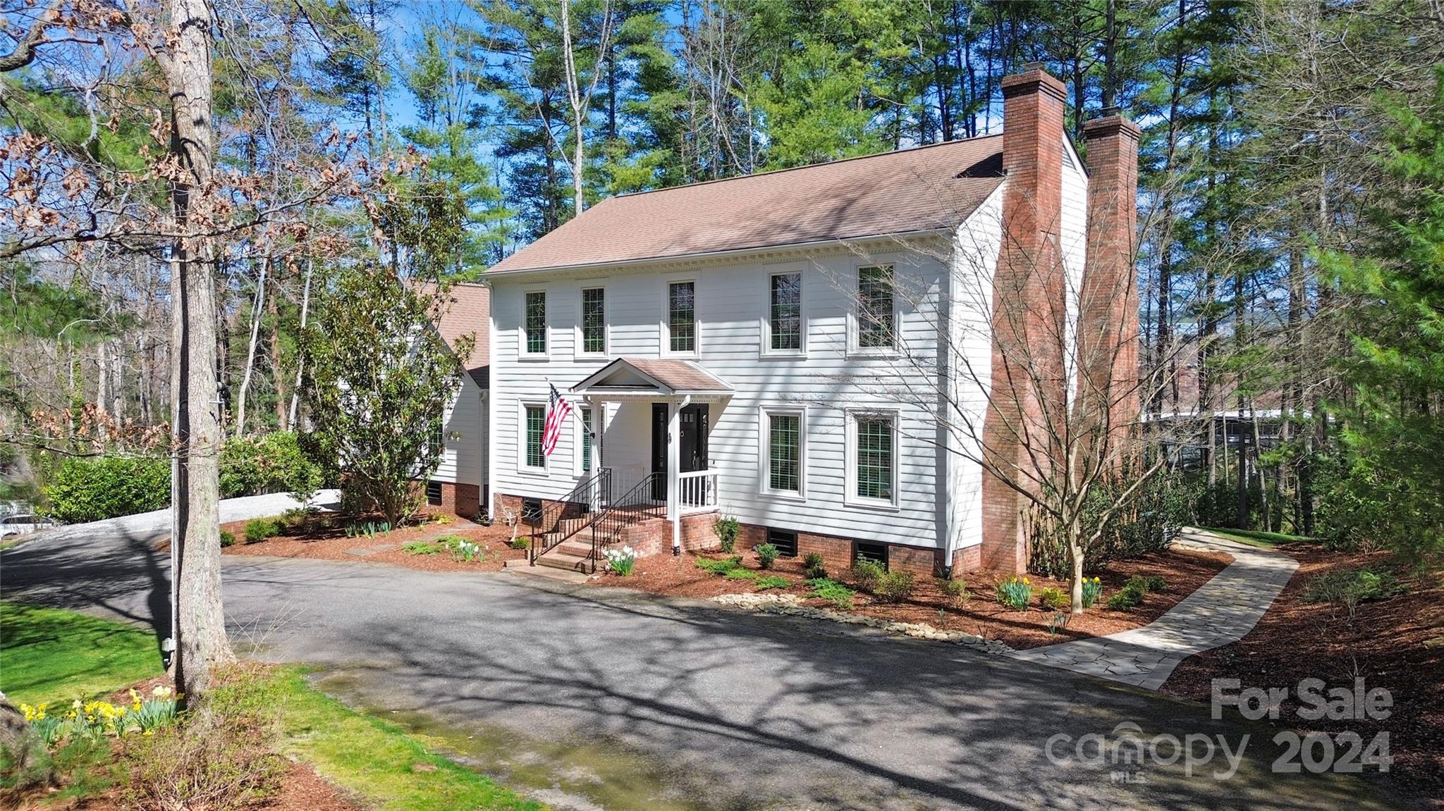 4 Stuyvesant Crescent Asheville NC 28803