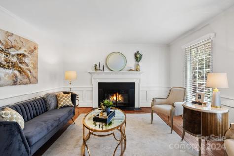 4 Stuyvesant Crescent Asheville NC 28803