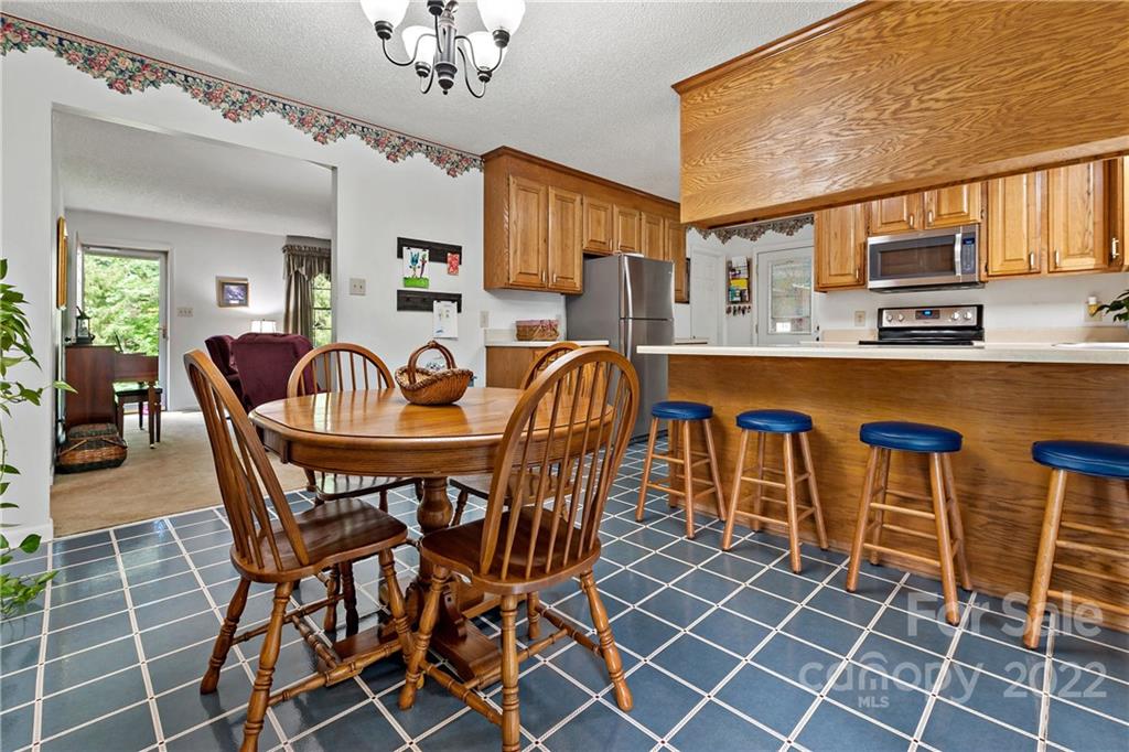 186 Hunt Lane Marion NC 28752
