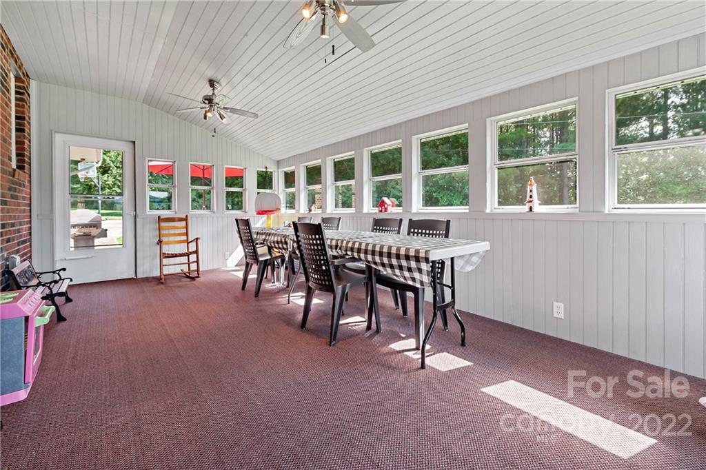 186 Hunt Lane Marion NC 28752