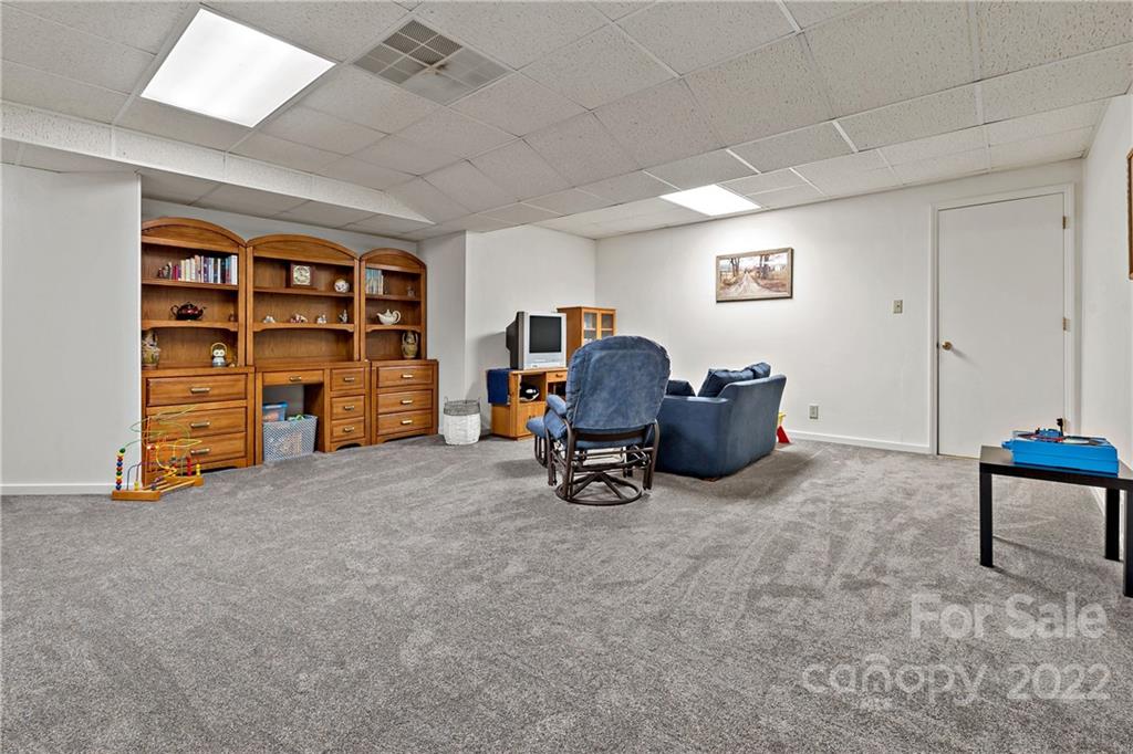 186 Hunt Lane Marion NC 28752