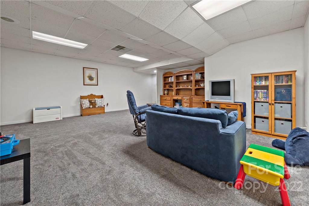 186 Hunt Lane Marion NC 28752