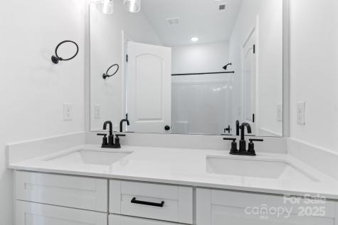 181 Cherry Springs Lane Asheville NC 28804