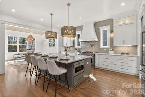 1714 Seifert Circle Charlotte NC 28205