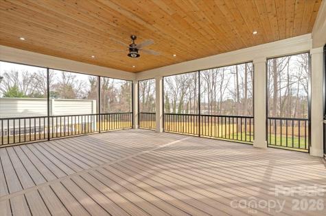 1714 Seifert Circle Charlotte NC 28205