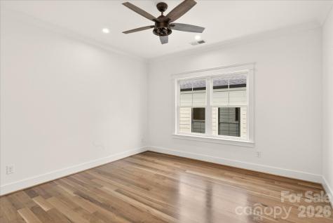 1714 Seifert Circle Charlotte NC 28205