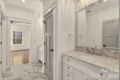 1714 Seifert Circle Charlotte NC 28205