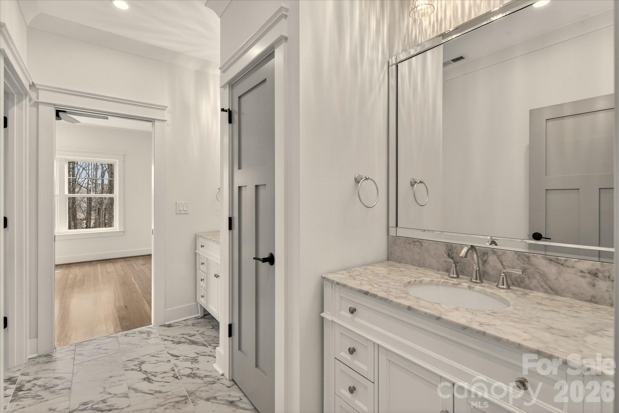 1714 Seifert Circle Charlotte NC 28205