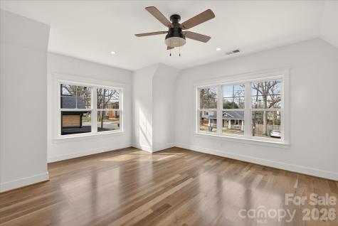 1714 Seifert Circle Charlotte NC 28205