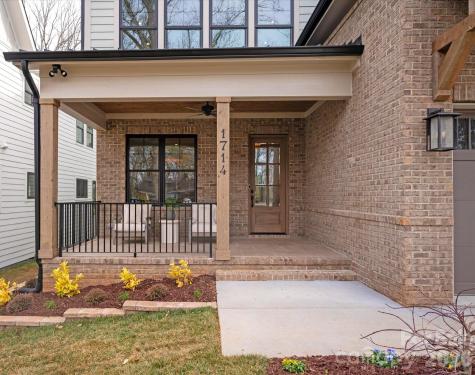 1714 Seifert Circle Charlotte NC 28205