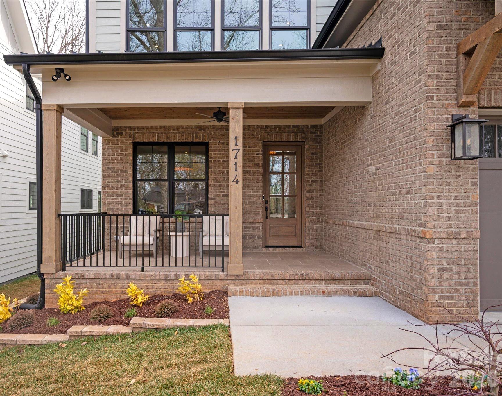 1714 Seifert Circle Charlotte NC 28205