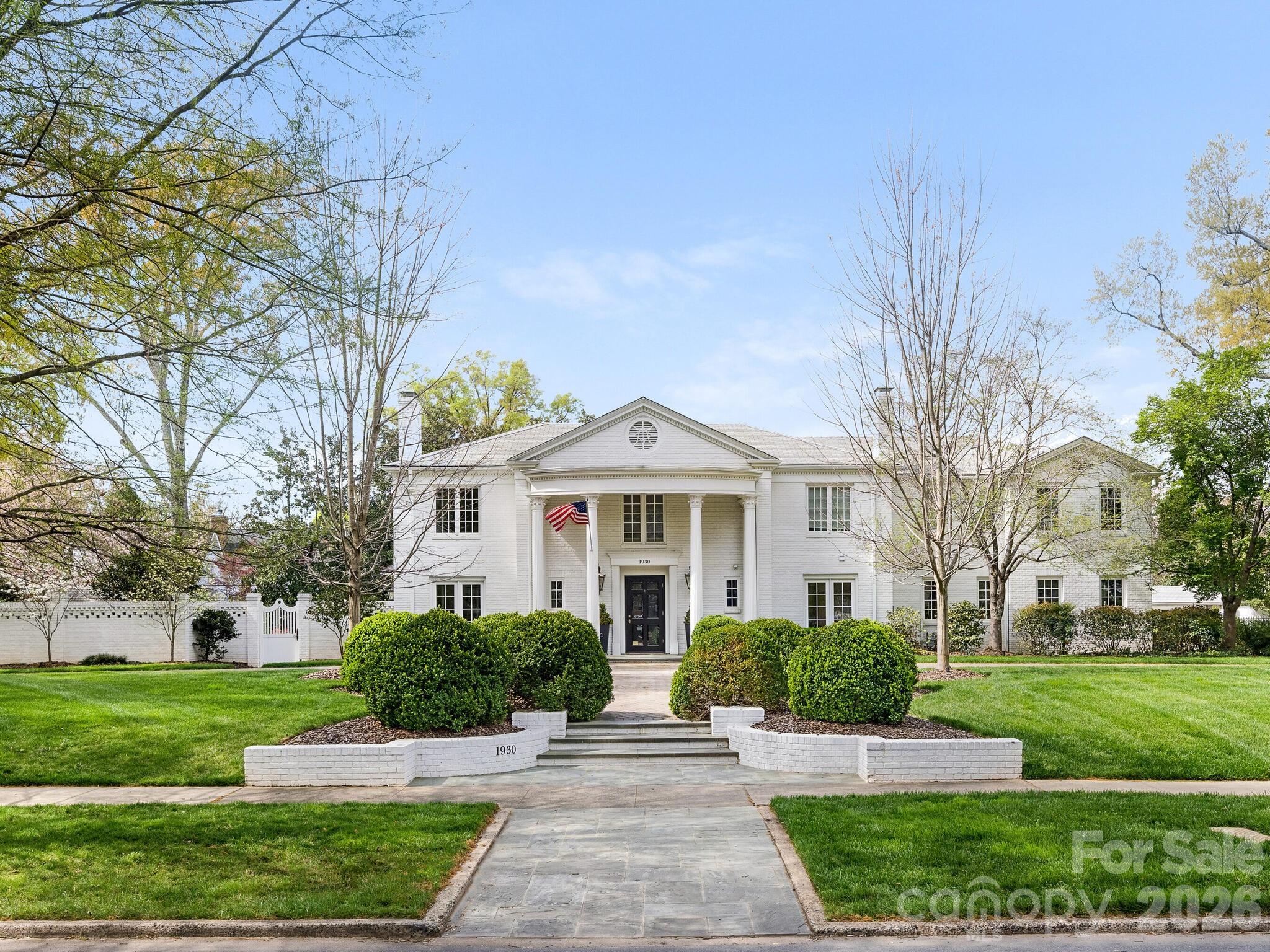 1930 Queens Road W Charlotte NC 28207
