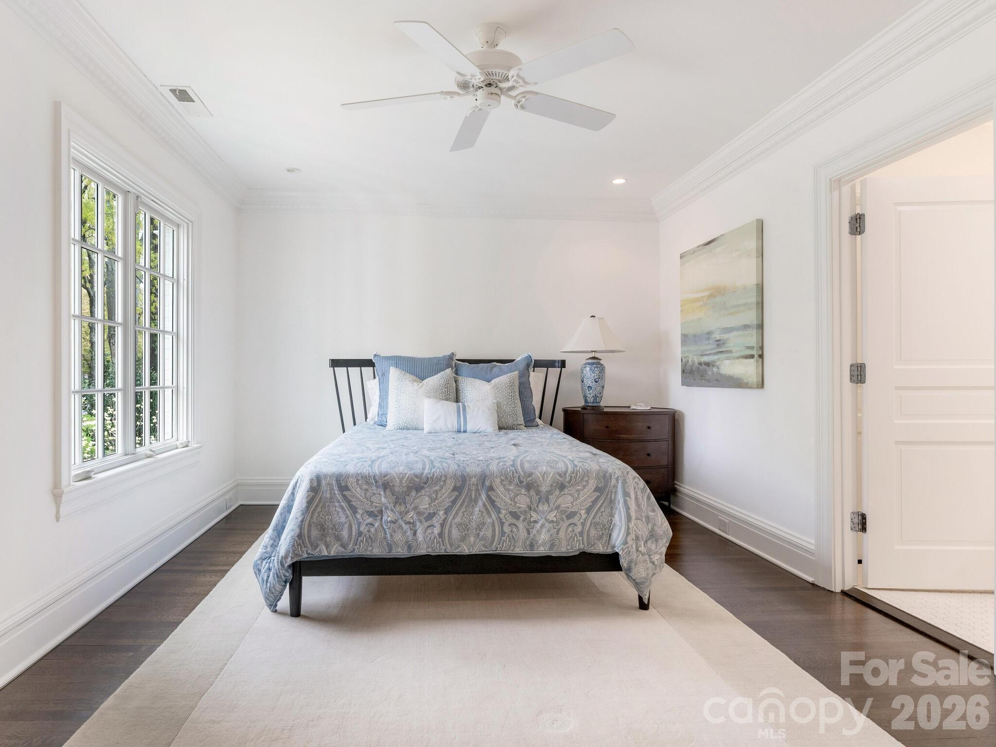 1930 Queens Road W Charlotte NC 28207