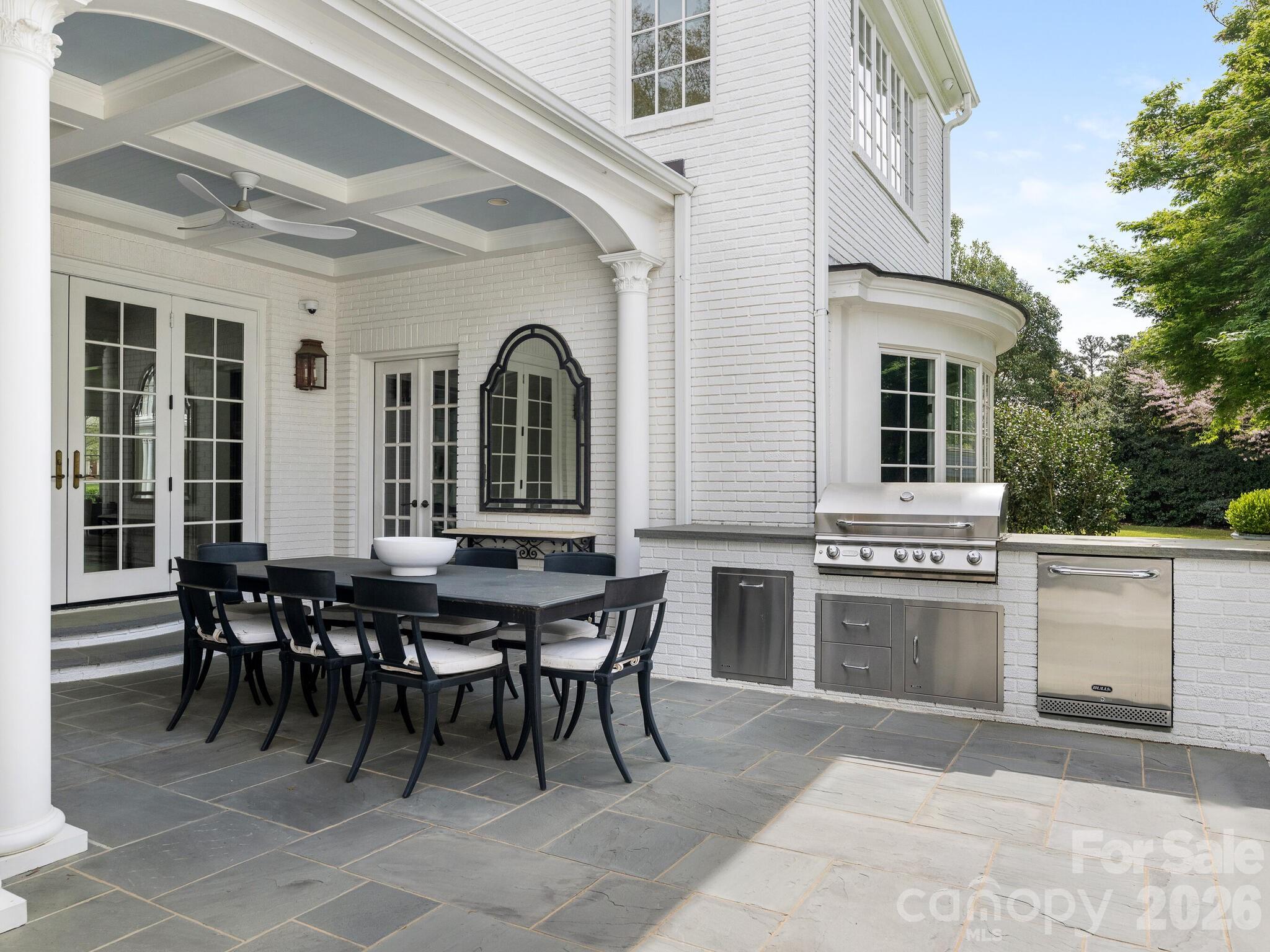 1930 Queens Road W Charlotte NC 28207