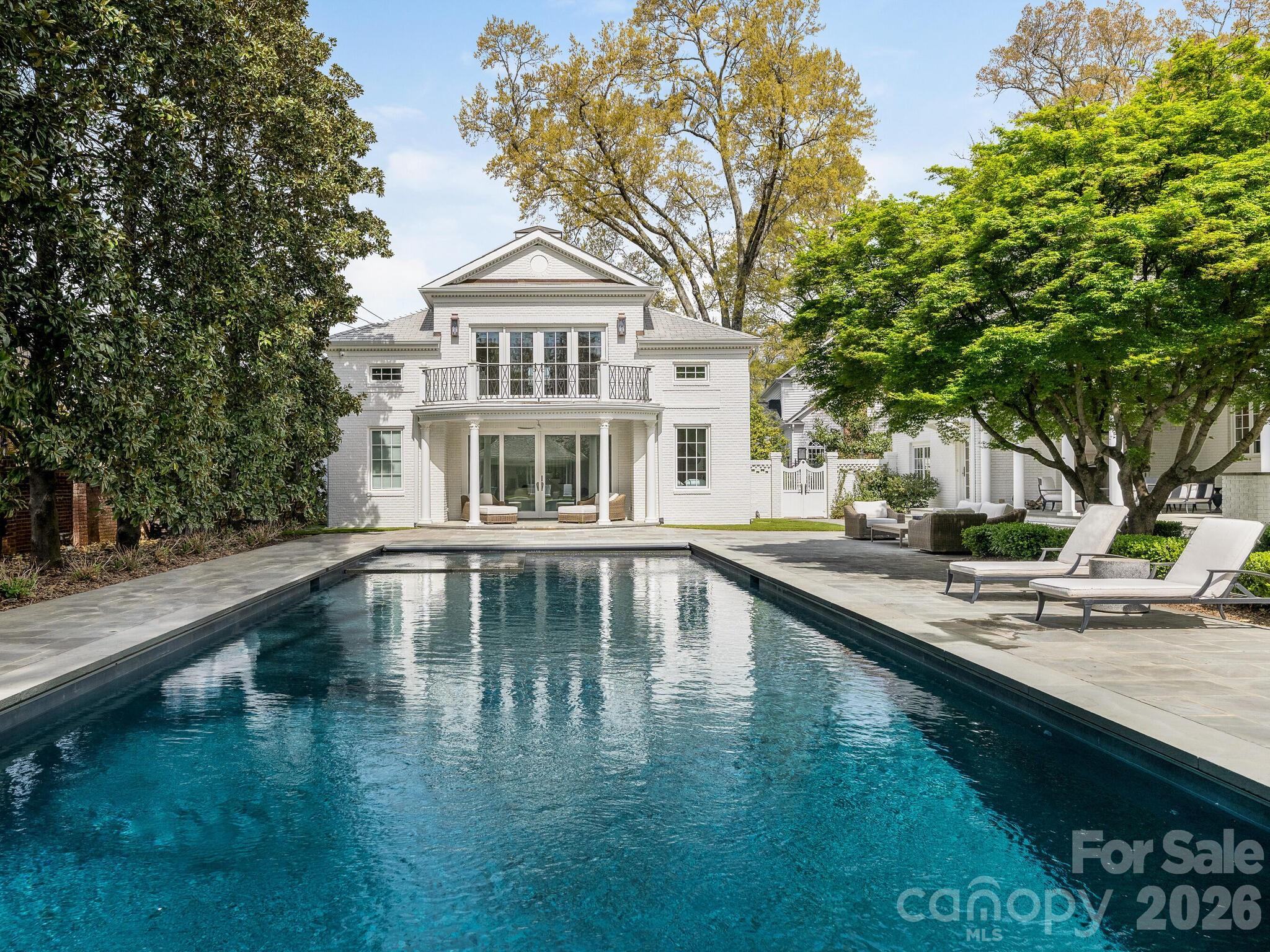 1930 Queens Road W Charlotte NC 28207