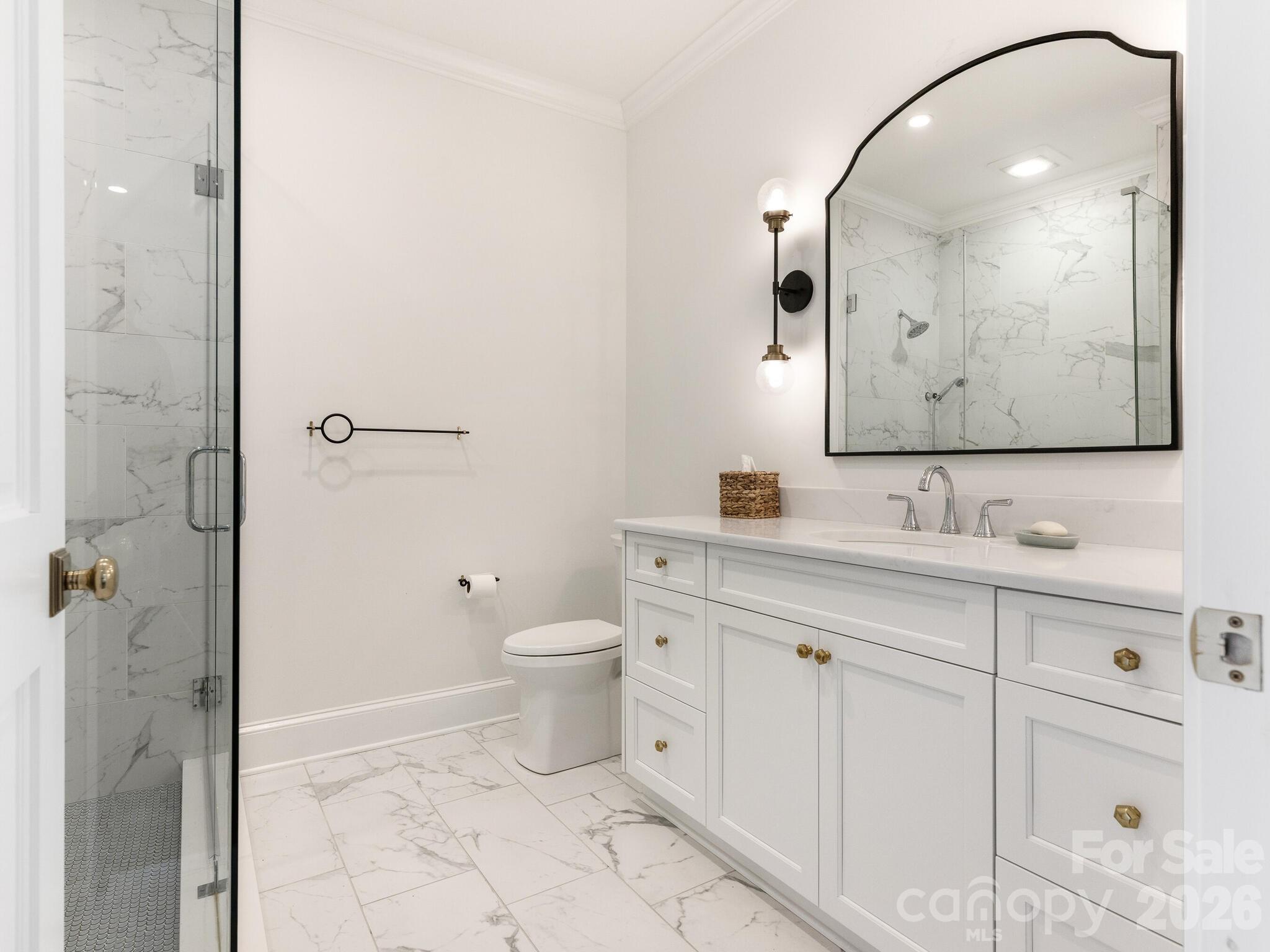 1930 Queens Road W Charlotte NC 28207