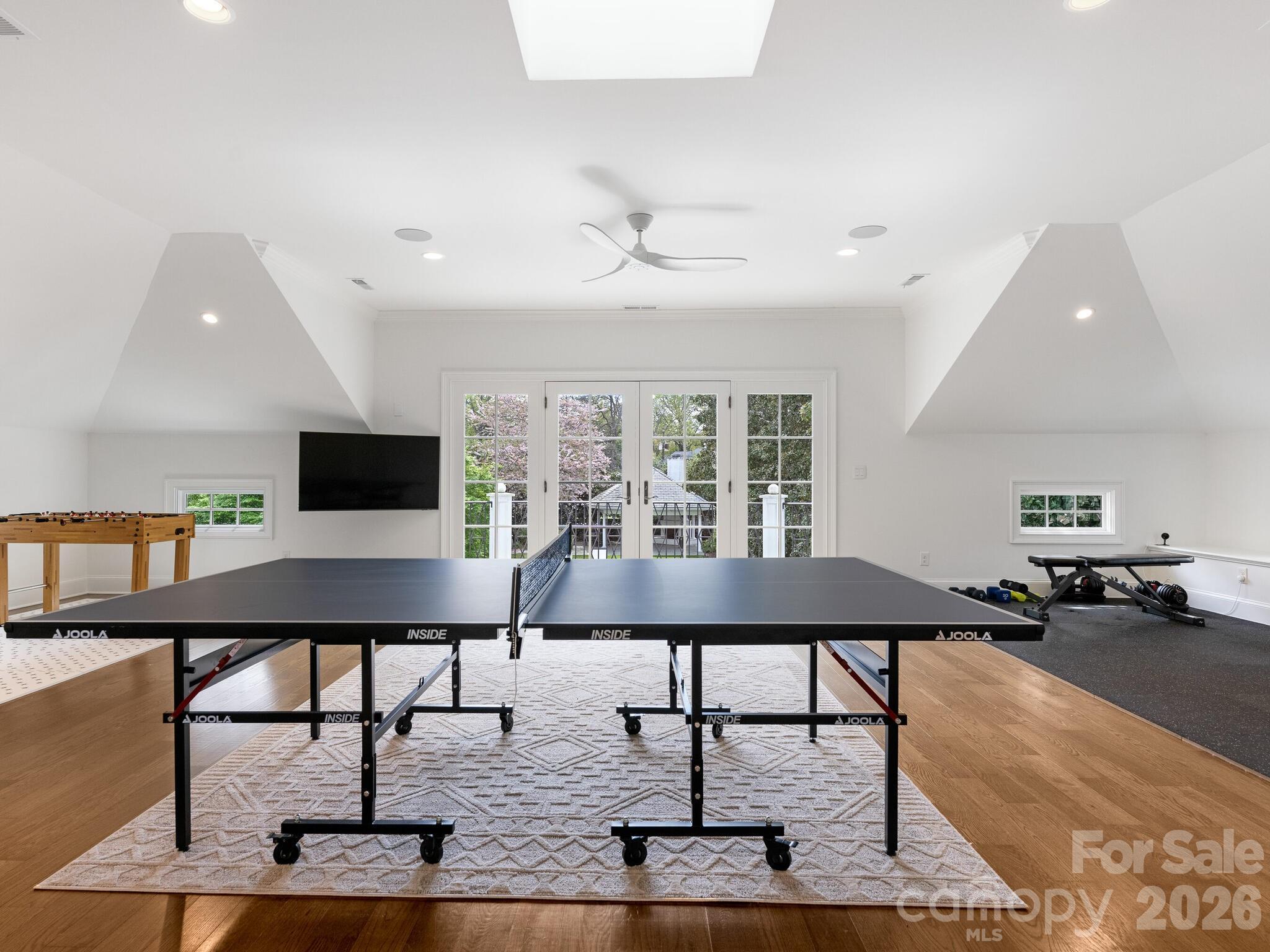 1930 Queens Road W Charlotte NC 28207