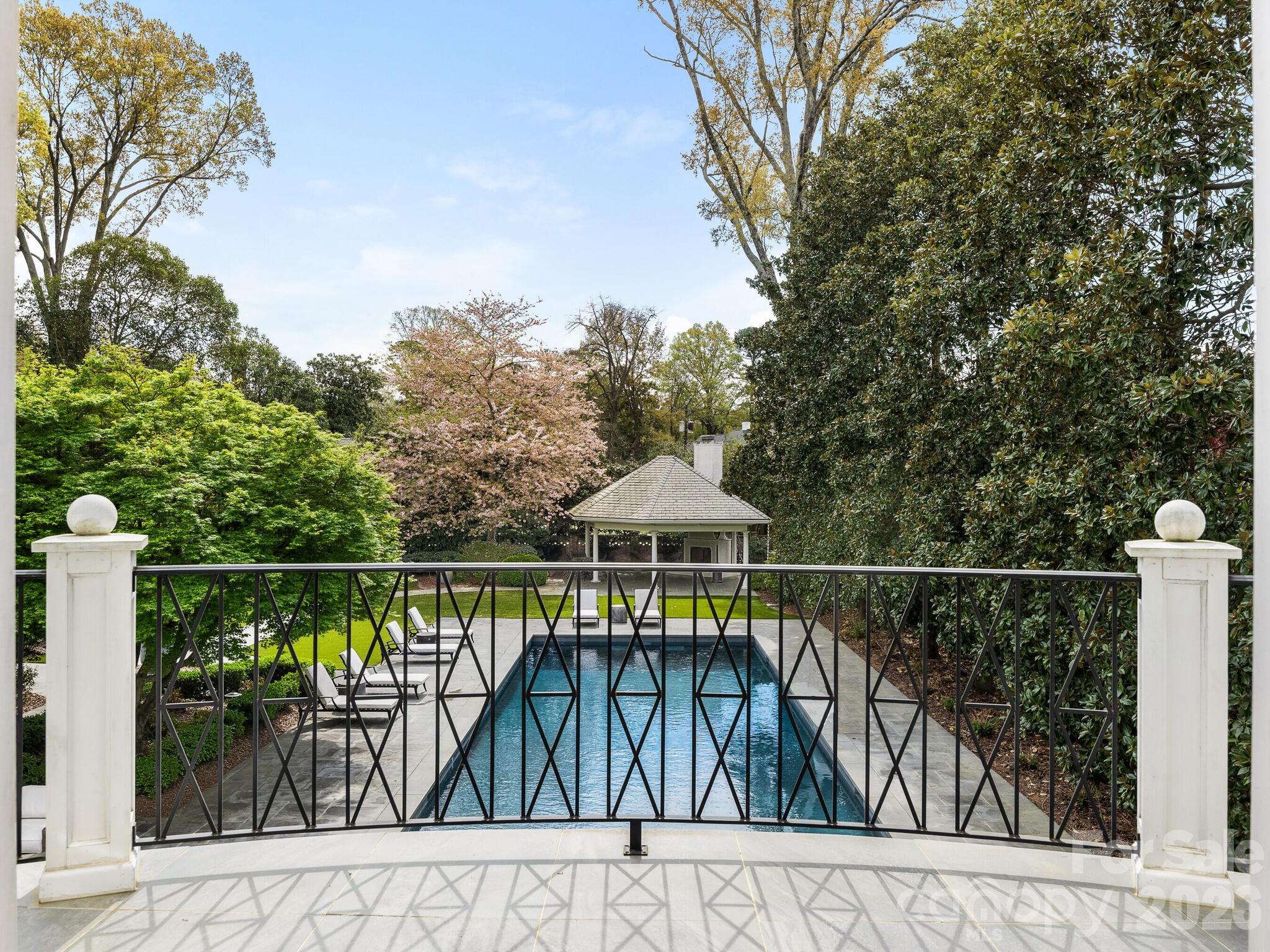 1930 Queens Road W Charlotte NC 28207