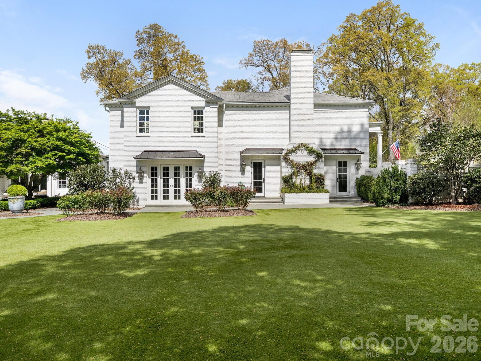 1930 Queens Road W Charlotte NC 28207
