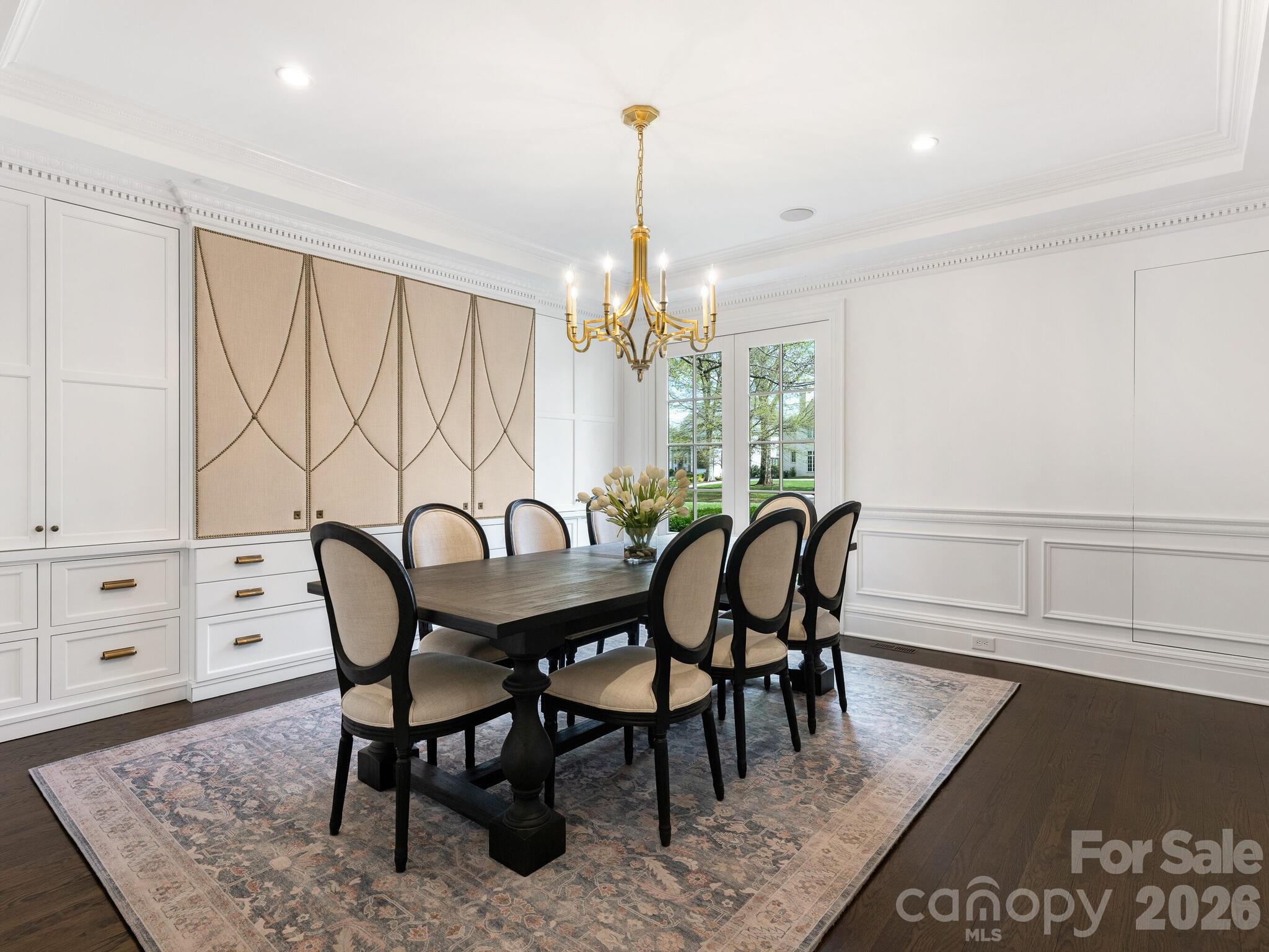 1930 Queens Road W Charlotte NC 28207