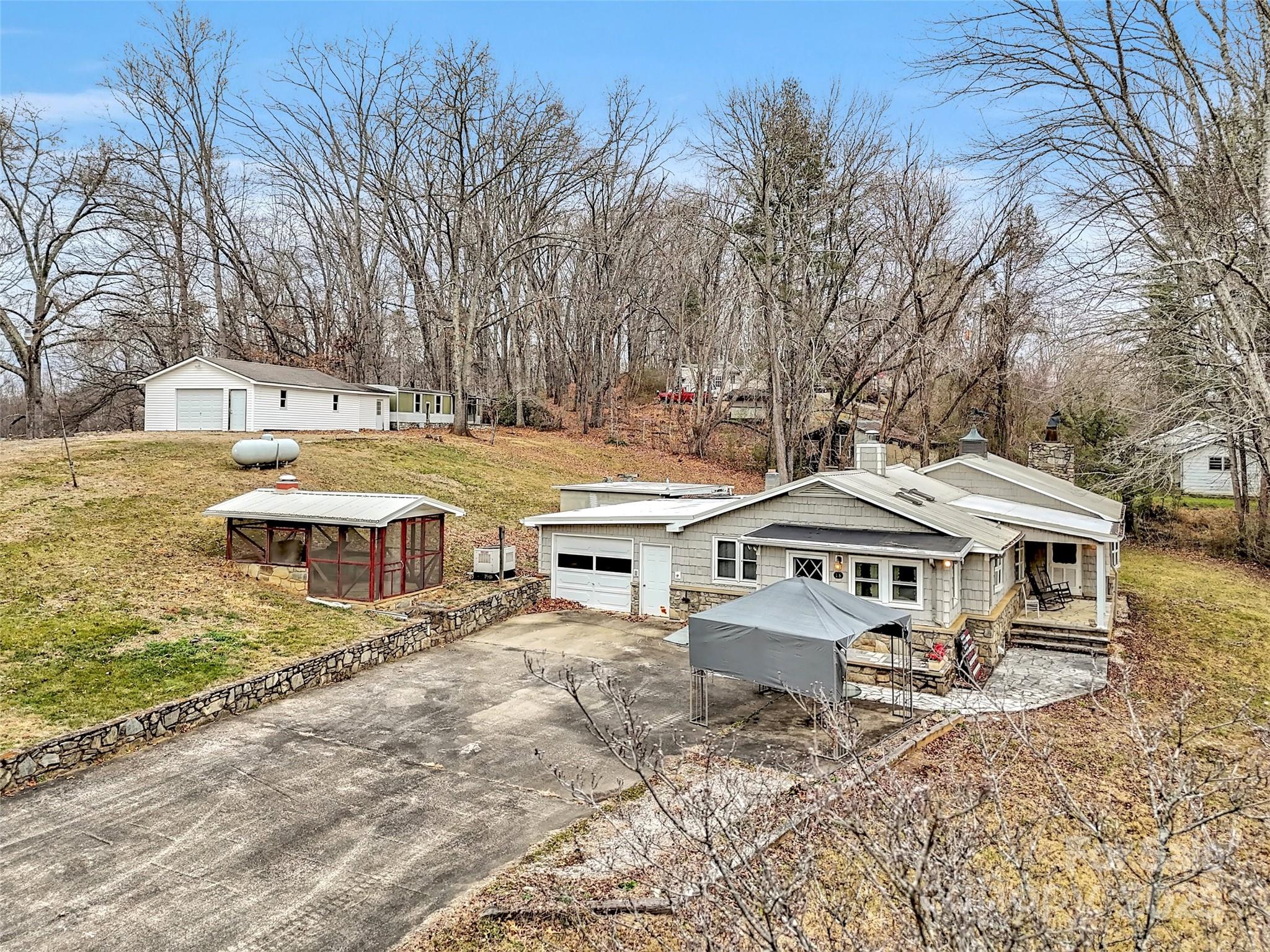 18 & 44 Sierra Point Waynesville NC 28786